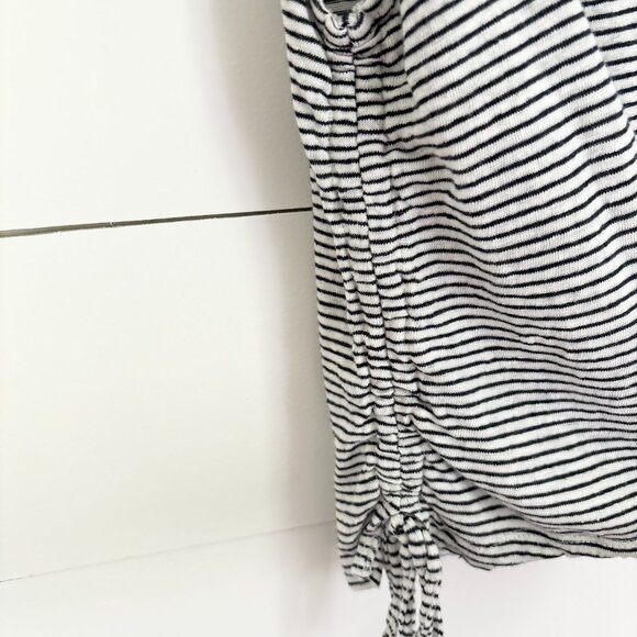 Frame black and white pinstriped tank with ties on the side sz xs - Picture 3 of 4